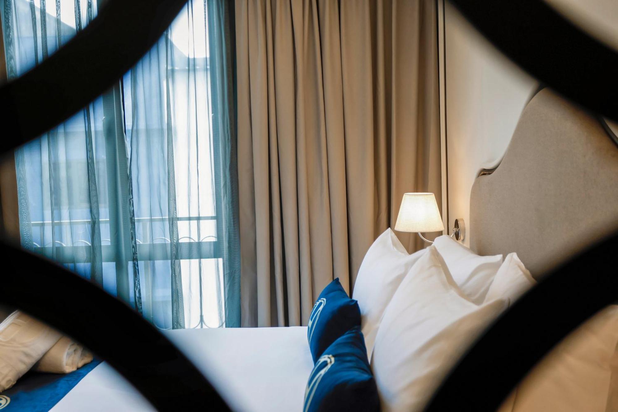 The Host Hotel イポー エクステリア 写真