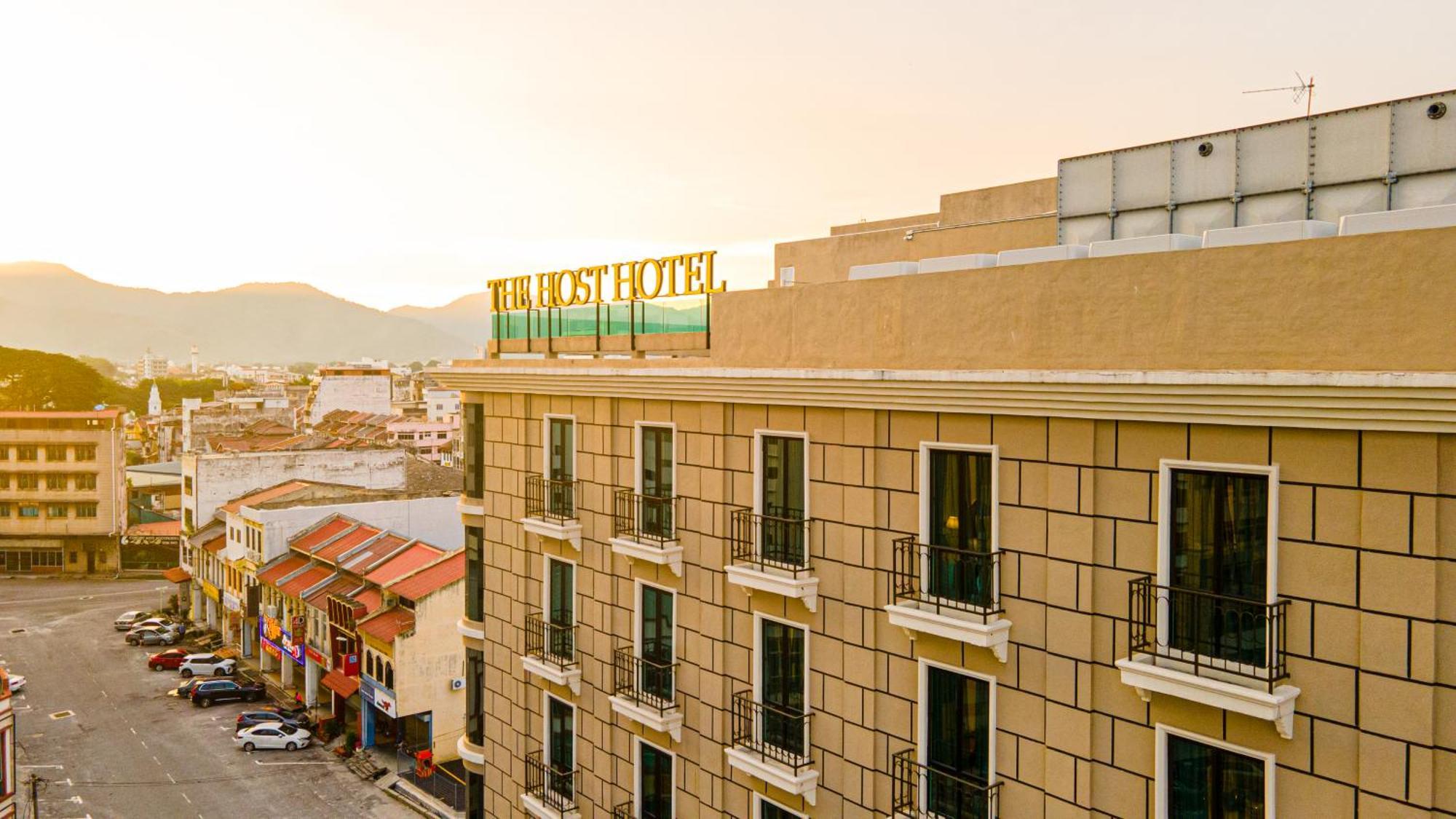 The Host Hotel イポー エクステリア 写真